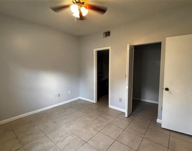 18340 Nw 68th Avenue - Photo Thumbnail 12