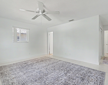 4800 Ne 25th Avenue - Photo Thumbnail 32