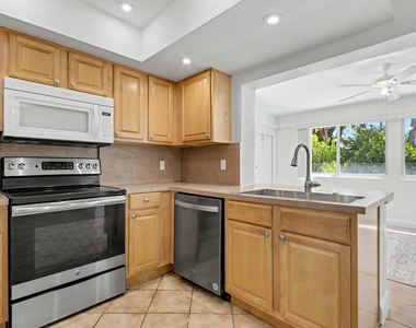 4800 Ne 25th Avenue - Photo Thumbnail 17