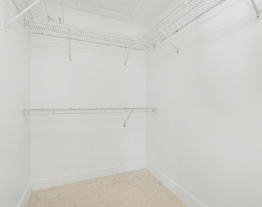 4800 Ne 25th Avenue - Photo Thumbnail 27