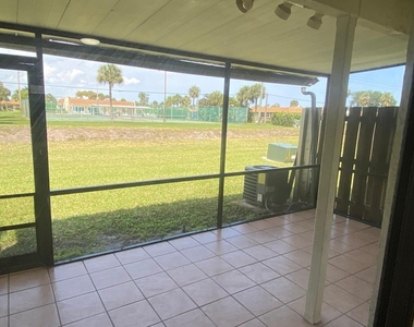 4901 Pier Drive - Photo Thumbnail 4
