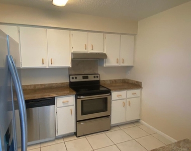 4901 Pier Drive - Photo Thumbnail 2