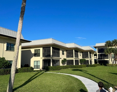 275 S Beach Road - Photo Thumbnail 11