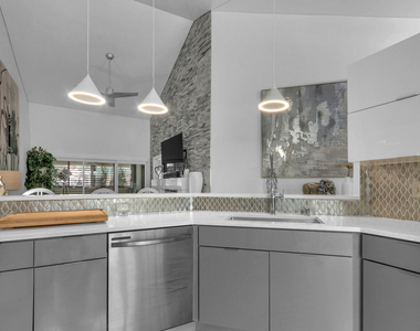 204 Sea Oats Drive - Photo Thumbnail 11