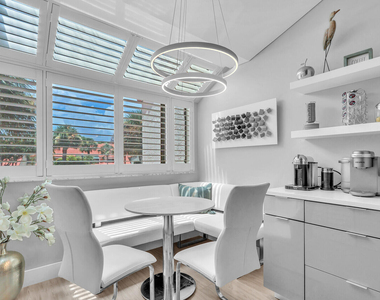 204 Sea Oats Drive - Photo Thumbnail 14