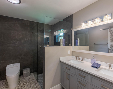 1123 Northumberland Court - Photo Thumbnail 11
