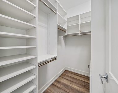 2938 Gin Berry Way - Photo Thumbnail 18