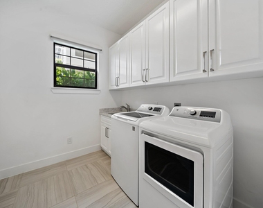2938 Gin Berry Way - Photo Thumbnail 24