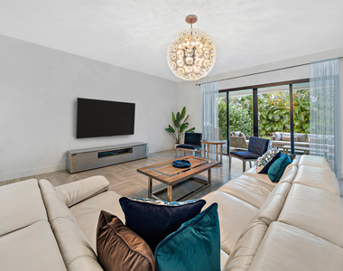 2938 Gin Berry Way - Photo Thumbnail 5