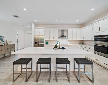 2938 Gin Berry Way - Photo Thumbnail 3