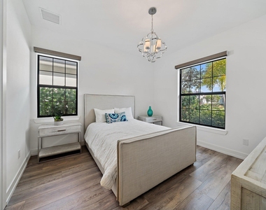 2938 Gin Berry Way - Photo Thumbnail 19
