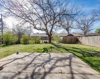 645 Lloyd Avenue - Photo Thumbnail 34