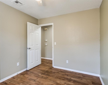 645 Lloyd Avenue - Photo Thumbnail 27