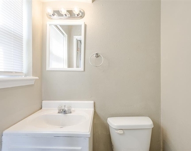 645 Lloyd Avenue - Photo Thumbnail 33