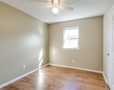 645 Lloyd Avenue - Photo Thumbnail 25