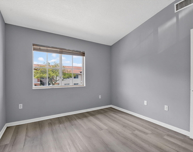 3790 N Jog Road - Photo Thumbnail 22