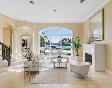 408 Fisher Lane - Photo Thumbnail 17