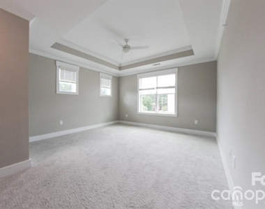17014 Fairmount Way - Photo Thumbnail 23