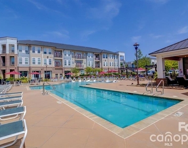 16408 Holly Crest Lane - Photo Thumbnail 2