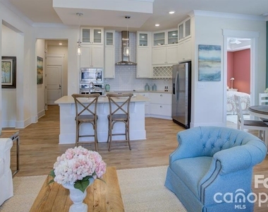 16408 Holly Crest Lane - Photo Thumbnail 46