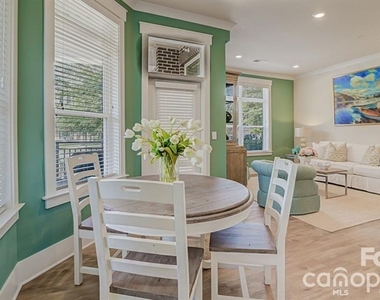 16408 Holly Crest Lane - Photo Thumbnail 45