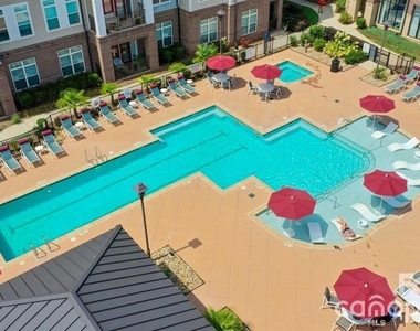16408 Holly Crest Lane - Photo Thumbnail 47