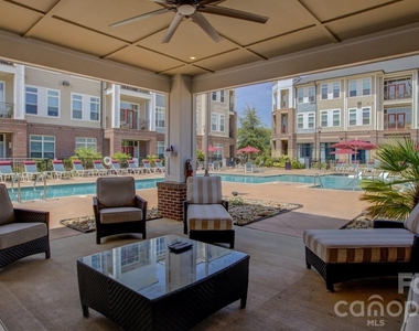 16408 Holly Crest Lane - Photo Thumbnail 18