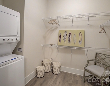 16408 Holly Crest Lane - Photo Thumbnail 34