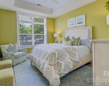 16408 Holly Crest Lane - Photo Thumbnail 42