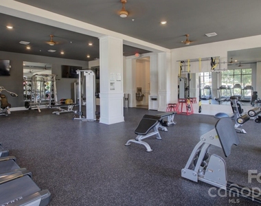16408 Holly Crest Lane - Photo Thumbnail 14