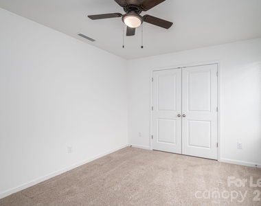 1004 Davis Hills Drive - Photo Thumbnail 14