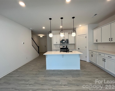 11031 Pagebrook Lane - Photo Thumbnail 7