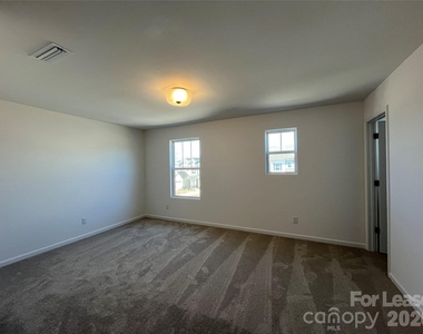 11031 Pagebrook Lane - Photo Thumbnail 16