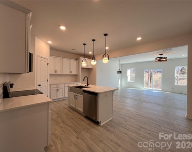 11031 Pagebrook Lane - Photo Thumbnail 4