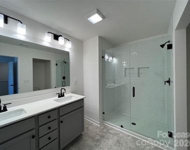 11031 Pagebrook Lane - Photo Thumbnail 17