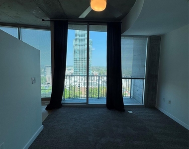 210 N Church Street - Photo Thumbnail 13
