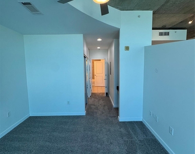 210 N Church Street - Photo Thumbnail 12