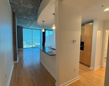 210 N Church Street - Photo Thumbnail 6