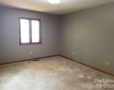 8966 Holdsclaw Road - Photo Thumbnail 18