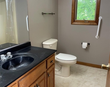 8966 Holdsclaw Road - Photo Thumbnail 20