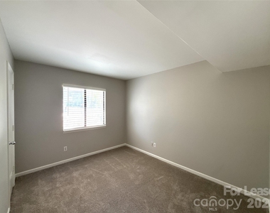 11002 Harrowfield Road - Photo Thumbnail 14