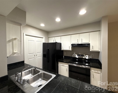 11002 Harrowfield Road - Photo Thumbnail 7