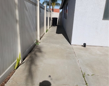 27709 Camino Donaire - Photo Thumbnail 23