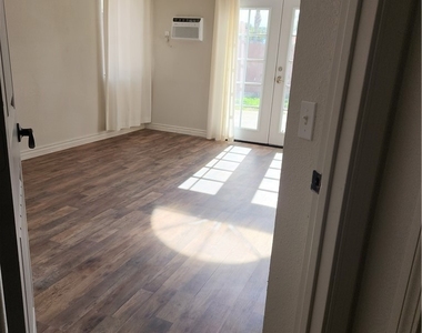 27709 Camino Donaire - Photo Thumbnail 9
