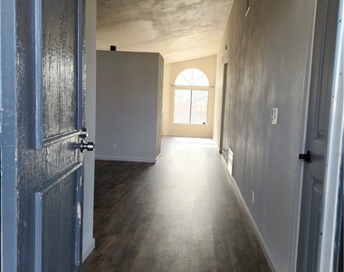 27709 Camino Donaire - Photo Thumbnail 2
