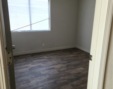 27709 Camino Donaire - Photo Thumbnail 12