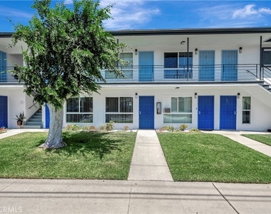 12221 Peacock Court - Photo Thumbnail 7