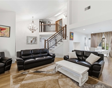41201 Laidlaw Lane - Photo Thumbnail 3