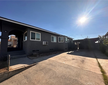 314 Wilshire - Photo Thumbnail 2