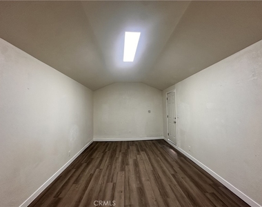 314 Wilshire - Photo Thumbnail 27